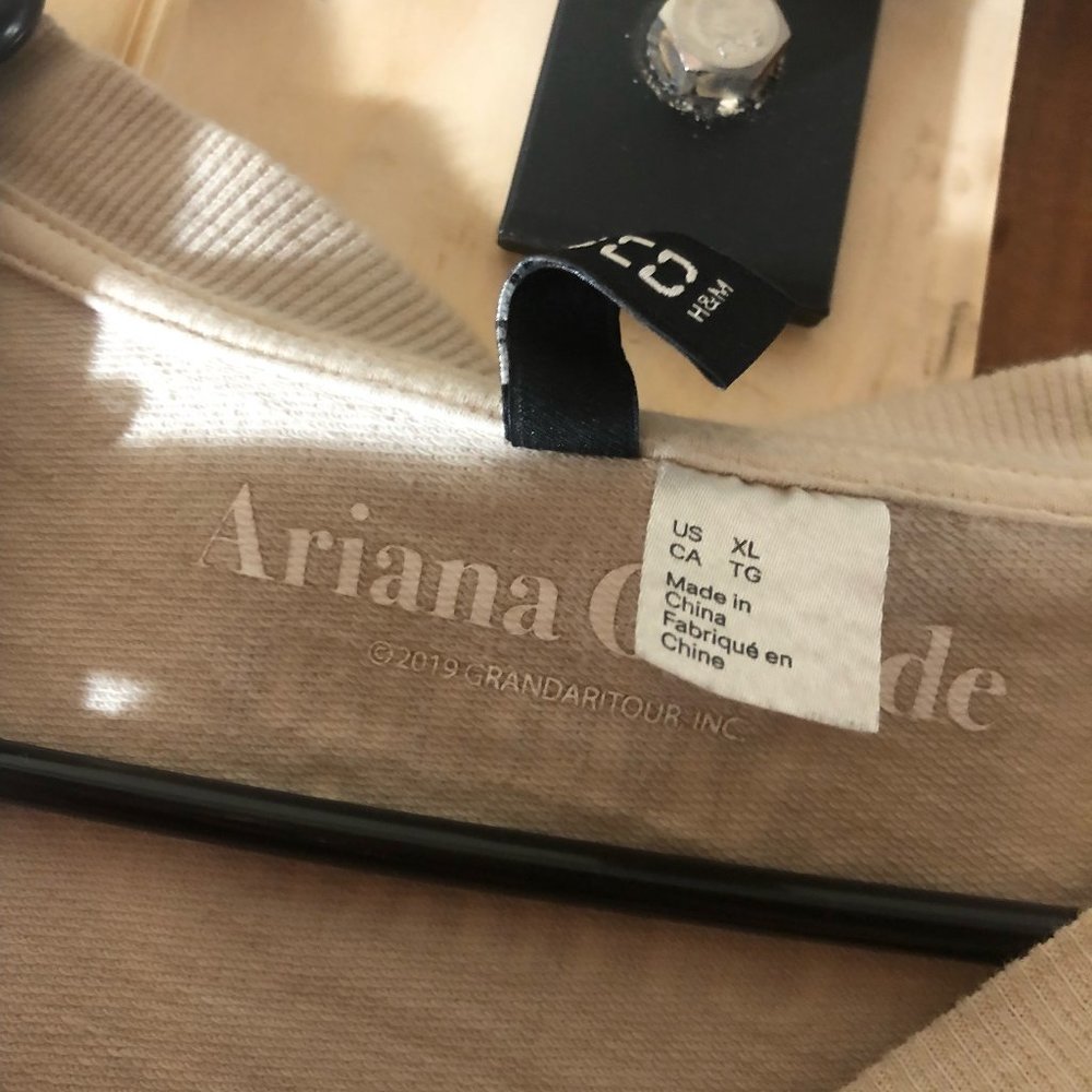 Ariana Grande x Divided Crewneck XL - Picture 3 of 3